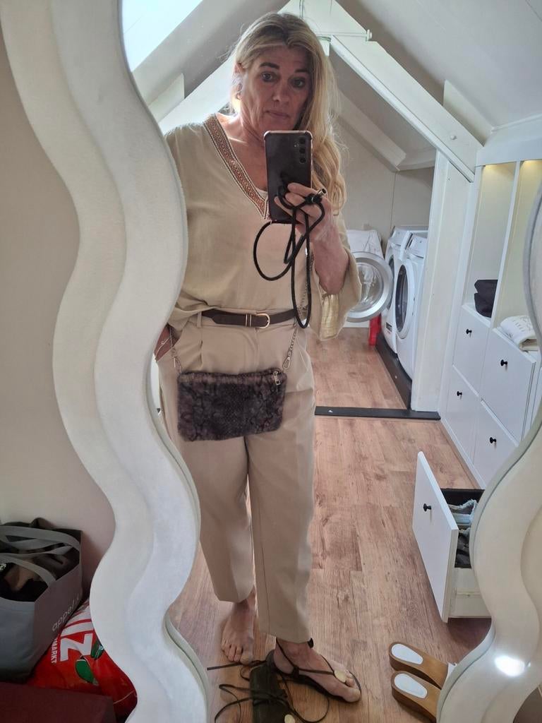 Set leren slippers half uurtje gedragen en bonttas teab nu, Hobby en Vrije tijd, Ophalen of Verzenden, Nieuw