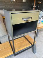 IKEA Nachtkastje/Bijzettafel met lade - Zwart metaal, Ophalen, Gebruikt, Metaal of Aluminium, 55 tot 70 cm