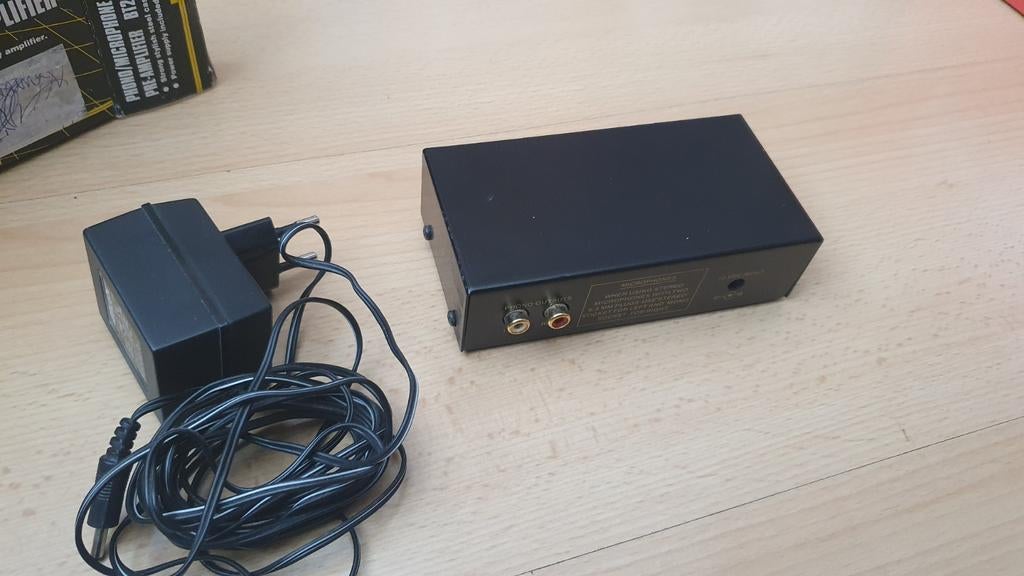 Voorversterker B-Tech, Ophalen of Verzenden, Zo goed als nieuw, Minder dan 60 watt, Overige merken