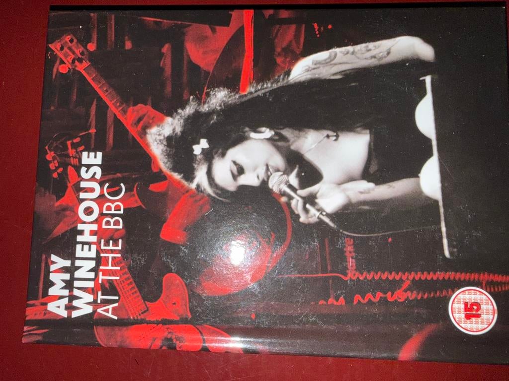 4 disc cd dvd box set amy wimehouse at the bbc, Ophalen of Verzenden, Zo goed als nieuw, Poprock