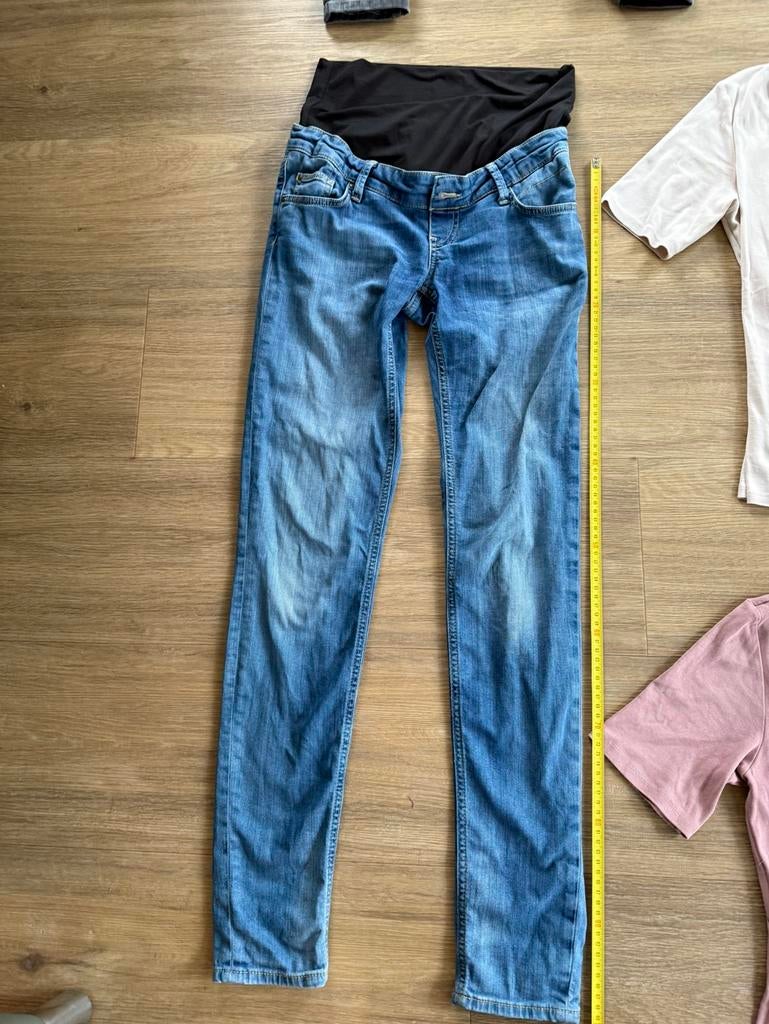 Blauwe zwangerschapsspijkerbroek maat 27 van Queen Mum, Blauw, Ophalen of Verzenden, Maat 36 (S), Gedragen