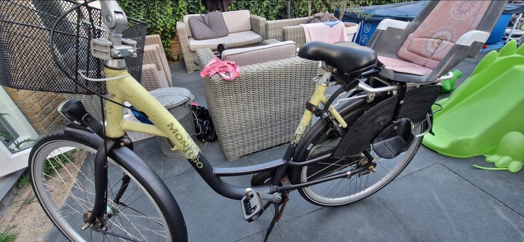 Montego dames / moeder fiets, Overige merken, Mandje, Gebruikt, Ophalen of Verzenden