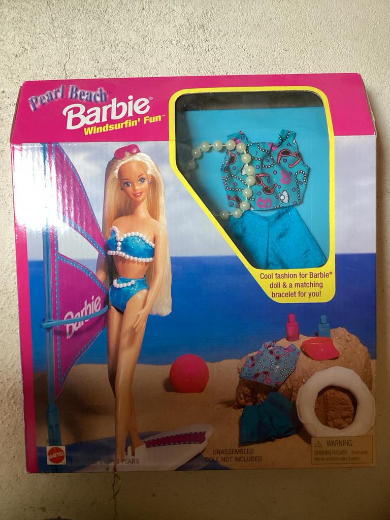 Barbie kledingset Pearl Beach Barbie nieuw in doos (zonder p, Ophalen of Verzenden, Nieuw, Meisje