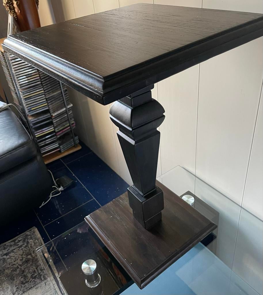 Donkerbruine houten bijzettafel. Nieuw!!, Huis en Inrichting, Tafels | Bijzettafels, Minder dan 55 cm, Vierkant, Nieuw, Ophalen of Verzenden