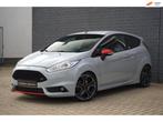 Ford Fiesta 1.6 ST200, Recaro, H&R, Bleutooth, Camera, ST, Voorwielaandrijving, 1596 cc, 1063 kg, Gebruikt