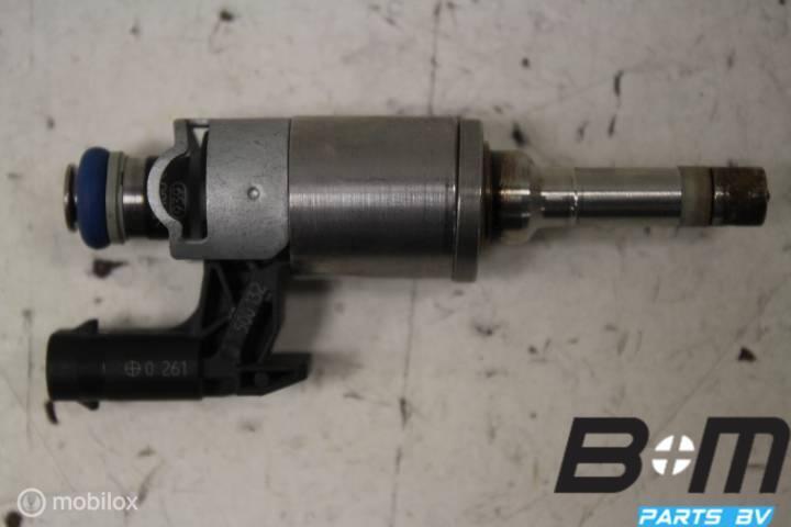 Verstuiver (injector) VW Golf 7 5G 5 deurs 04E906036A, Gebruikt