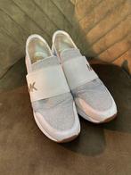Michael Kors sneakers zilver met wit, maat 9M eu 40, Kleding | Dames, Schoenen, Ophalen of Verzenden, Gedragen, Wit, Sneakers of Gympen