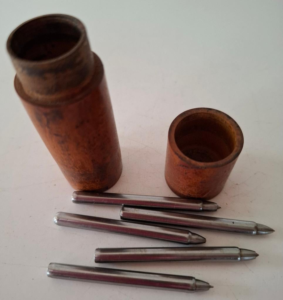 Setje pruts ponsen, kleine maten., Antiek en Kunst, Ophalen of Verzenden