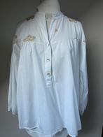 Witte blouse met gouden bloemen borduursel, Ophalen of Verzenden, Gedragen, Maat 38/40 (M), Wit