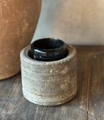 Stenen pot met glazen windlicht van Puur Wonen, Ophalen, Overige materialen, Nieuw, Grijs