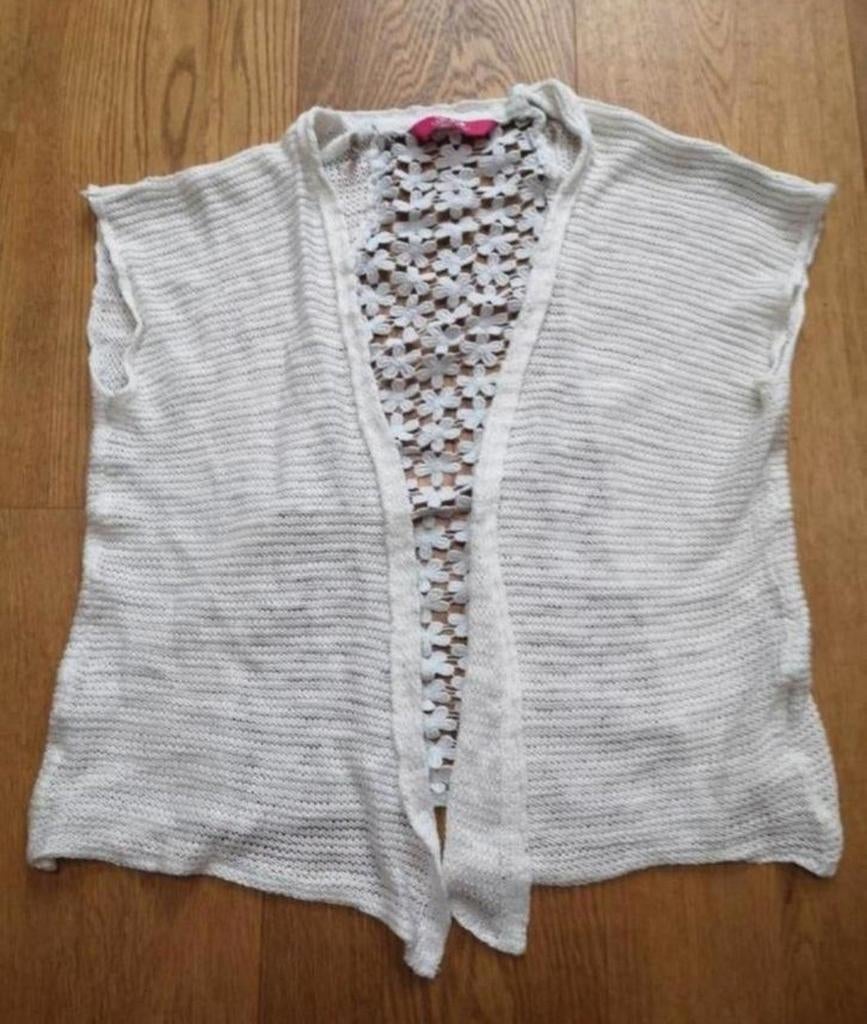 Gehaakt vest 128, Kinderen en Baby's, Kinderkleding | Maat 128, Ophalen of Verzenden, Zo goed als nieuw, Meisje, Trui of Vest
