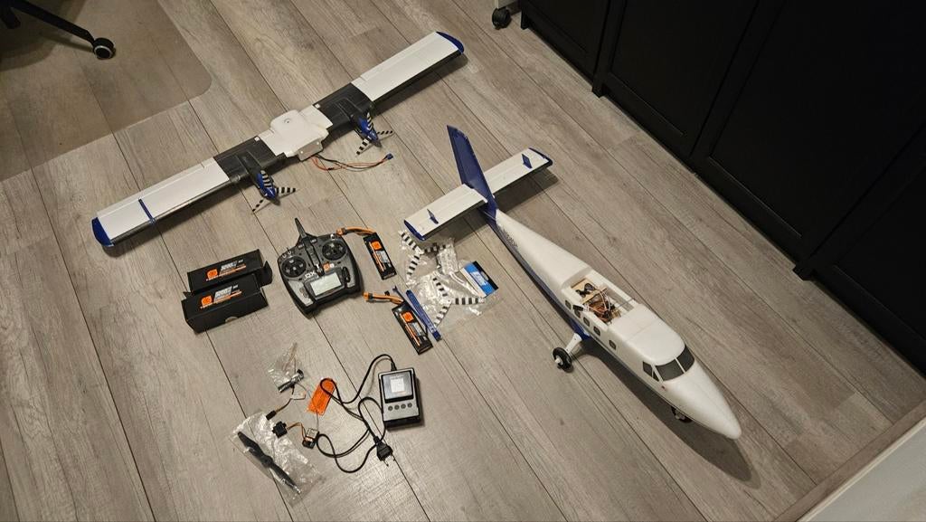 Twin Otter 1.2m BNF Basic AS3X SAFE met Dx6e, accu's en meer, Hobby en Vrije tijd, Modelbouw | Radiografisch | Vliegtuigen, Ophalen of Verzenden
