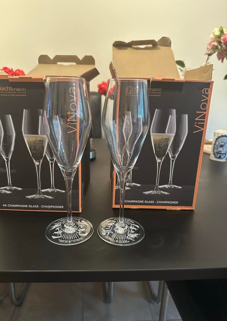 Nachtmann  ViNova Champagneglazen Nieuw in doos!, Huis en Inrichting, Keuken | Servies, Glas of Glazen, Nieuw, Ophalen of Verzenden