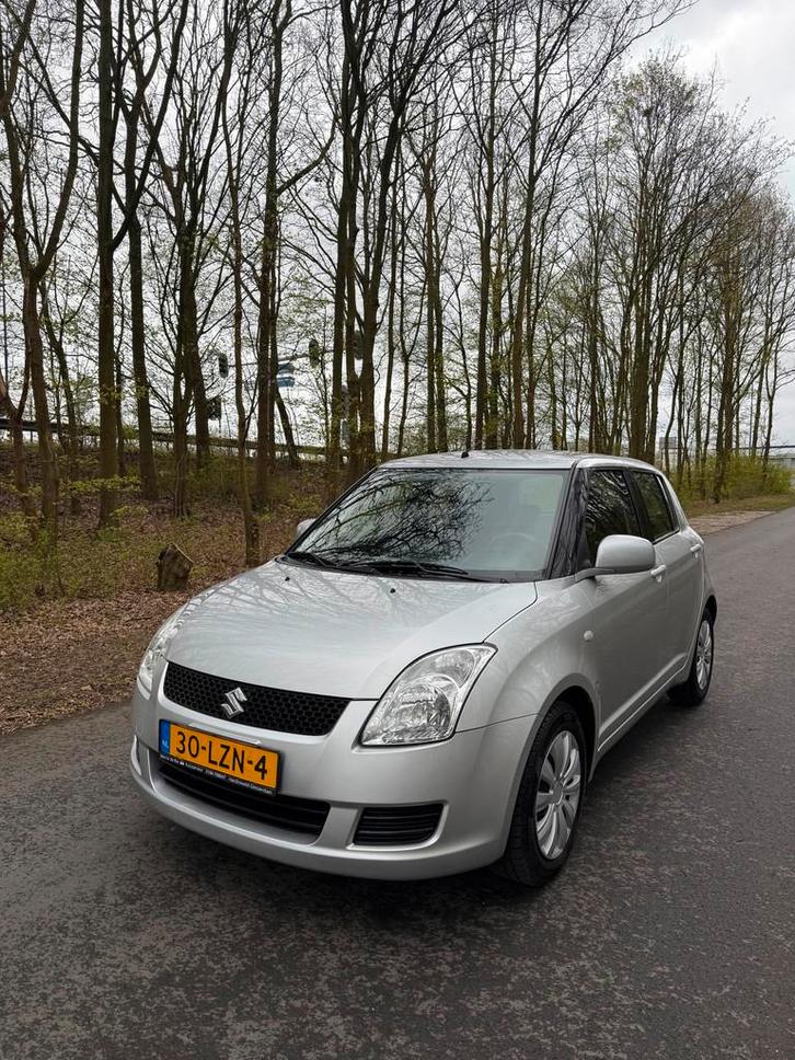 Suzuki Swift 1.3 Cool, 4-deurs, Airco, APK!, Auto's, Suzuki, Bedrijf, Te koop, Swift, ABS, Airbags, Airconditioning, Boordcomputer