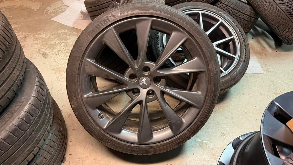 Originele losse Tesla Model S 21 inch twin turbine tpms, Auto-onderdelen, Banden en Velgen, Ophalen, Gebruikt, 265 mm, Banden en Velgen