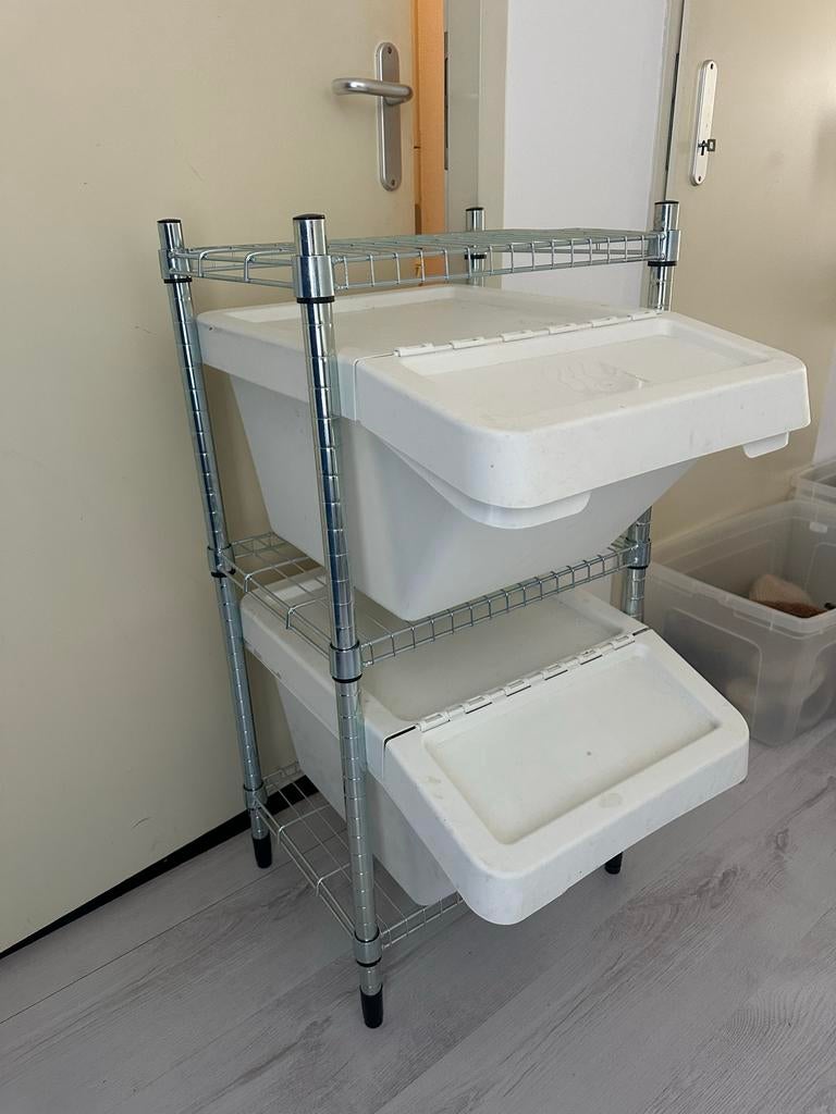 Afvalscheiding stellingkast, Ophalen, Gebruikt