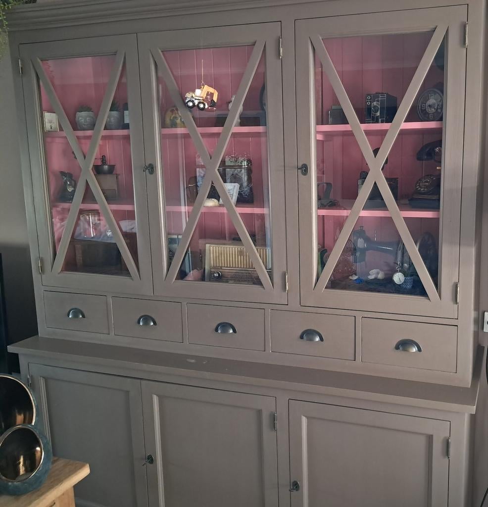 Mooi buffet kast, Huis en Inrichting, Ophalen, Zo goed als nieuw, 25 tot 50 cm, 150 tot 200 cm