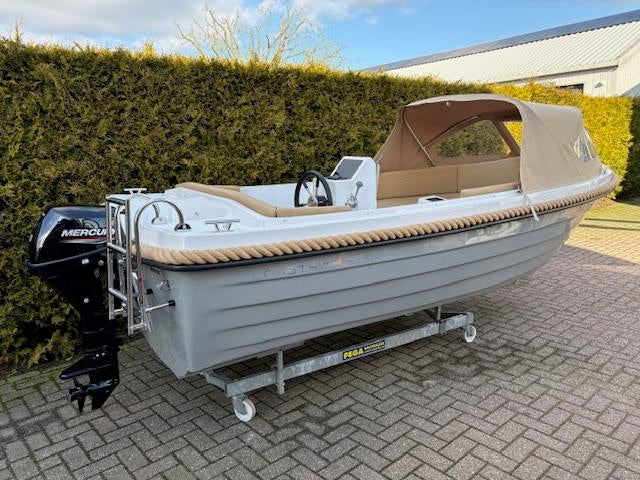 VAARKLAAR! NIEUWE Coastliner 479XL met Mercury 9.9 PK en Bui, Watersport en Boten, Sloepen, Nieuw, Polyester, Overige brandstoffen