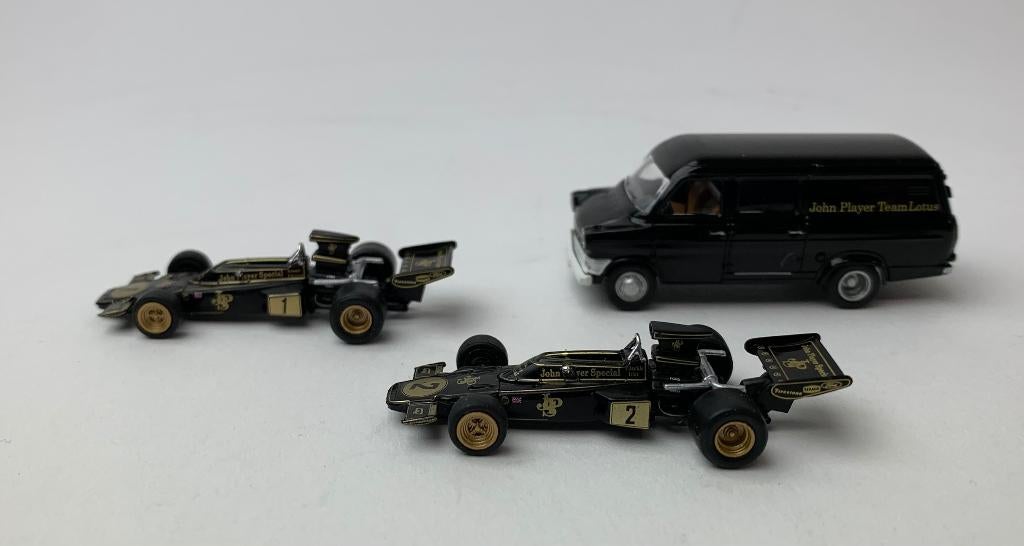 Set John Player Team Lotus JPS met figuren- Lotus Ford 72 F1, -, Nieuw, Ophalen of Verzenden, Brekina 1:87