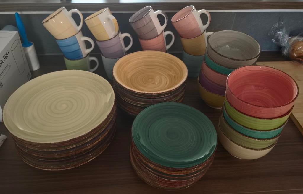 Kleurrijk servies van Tavola - Gebruikt, Ophalen, Gebruikt, Bord(en), Overige stijlen
