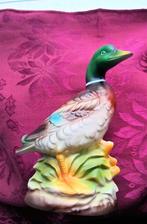 Porseleinen eend. Handbeschilderd. Biscuit., Ophalen of Verzenden, Zo goed als nieuw, Dier