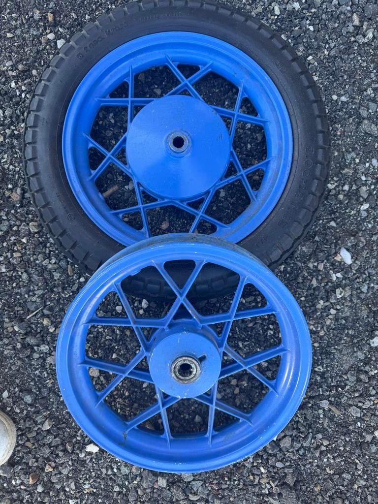 Setje velgen Gilera Citta met 1 band - Blauw, Ophalen of Verzenden, Gebruikt, Overige typen