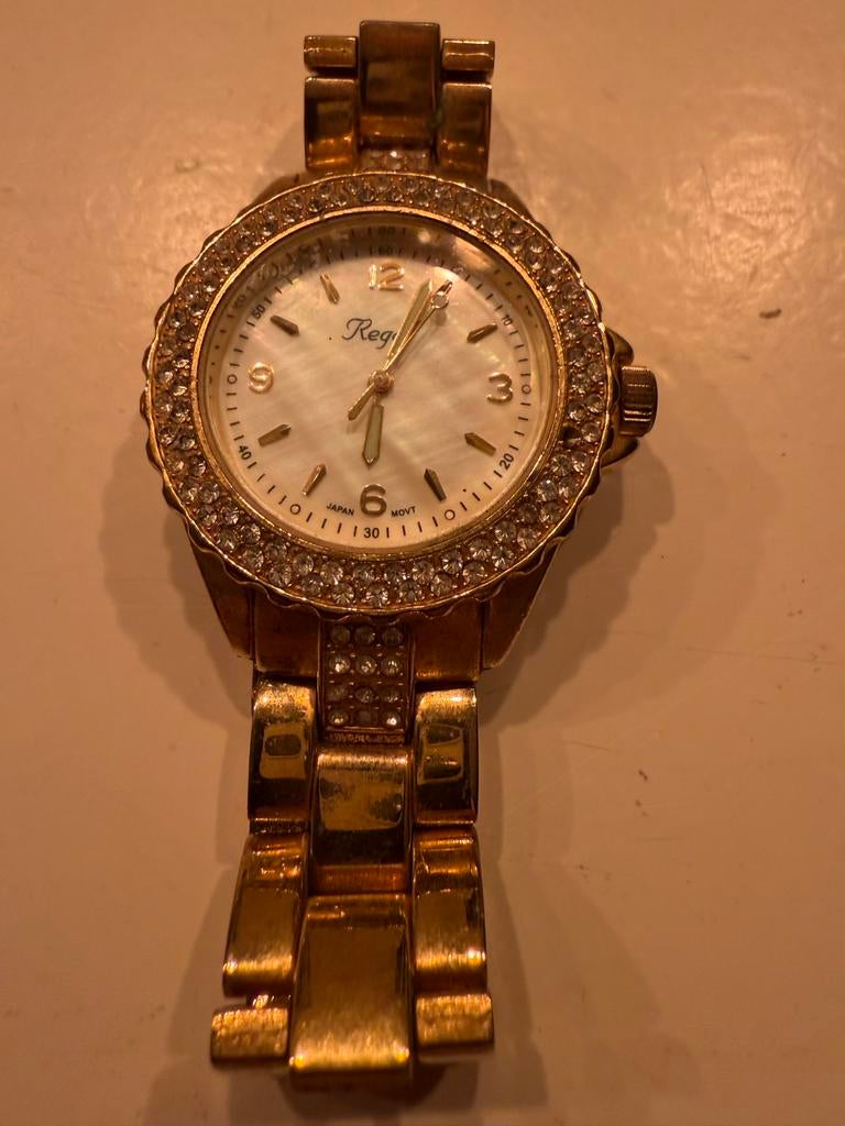 Dameshorloge met Swarovski en parelmoer, Ophalen of Verzenden