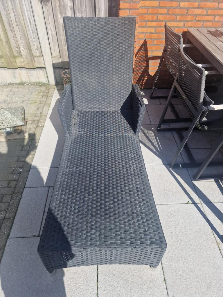 Ligbed van wicker, verstelbaar, Tuin en Terras, Ligbedden, Gebruikt, Wicker, Verstelbaar, Ophalen of Verzenden