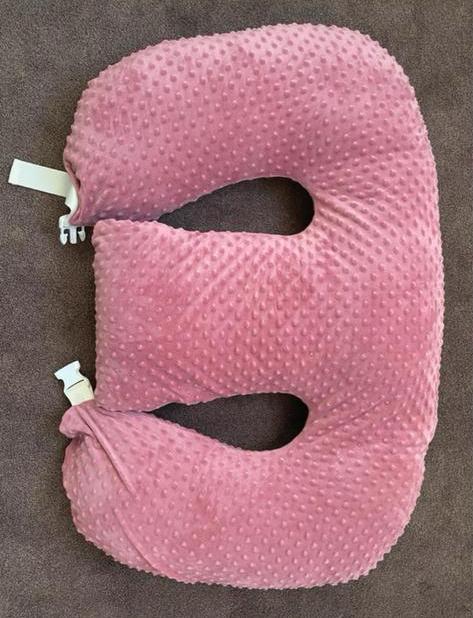 Voedingskussen  Tweeling (roze of blauwe hoes), Kinderen en Baby's, Babyvoeding en Toebehoren, Zo goed als nieuw, Voedingskussen