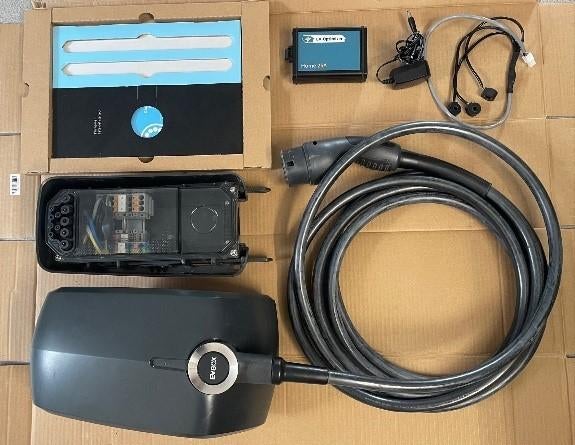 Te koop  EVbox Elvi 32A 22KW (3 fase) met loadbalacing, Auto diversen, Laadpalen, Ophalen, Zo goed als nieuw, Laadpaal
