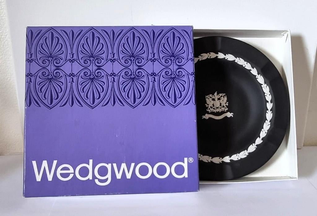 Wedgwood porselein, Basalt zwart Black, schaal., Antiek en Kunst, Ophalen of Verzenden