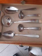 Zilver bestek in donker houten kast, Antiek en Kunst, Ophalen