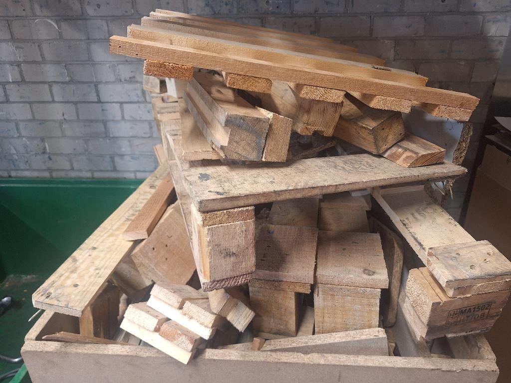 Gratis Kachelhout, Minder dan 3 m³, Ophalen, Overige houtsoorten