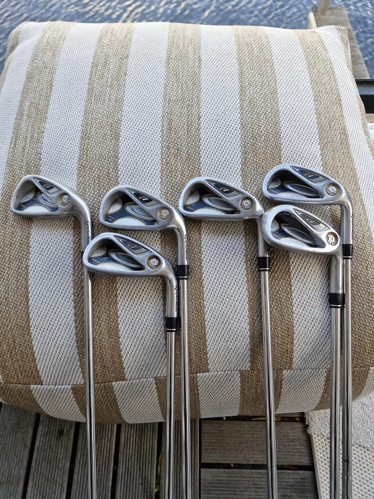 Volledige set ijzers Taylor Made R7, inclusief tas, Ophalen, Gebruikt, Set