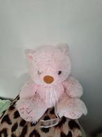 Roze teddybeer met hartjes op de poten, Ophalen of Verzenden