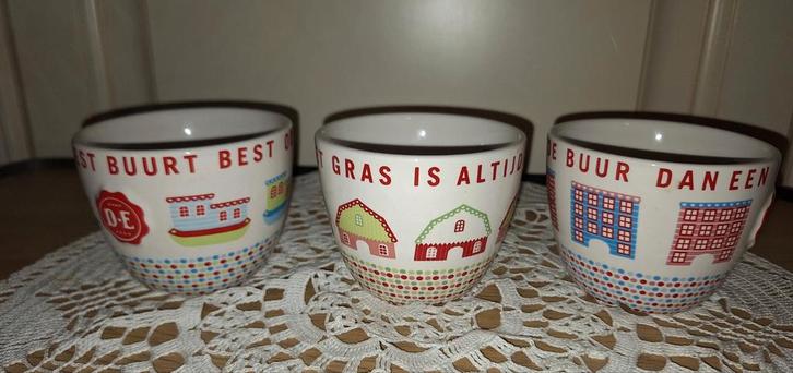 3 Douwe Egberts / Royal Raya  koffie kommen, Verzamelen, Merken en Reclamevoorwerpen, Ophalen of Verzenden