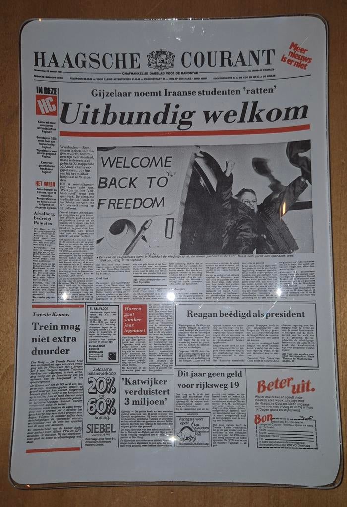 Uniek Wandbord Haagsche Courant Uitbundig welkom, Ophalen of Verzenden