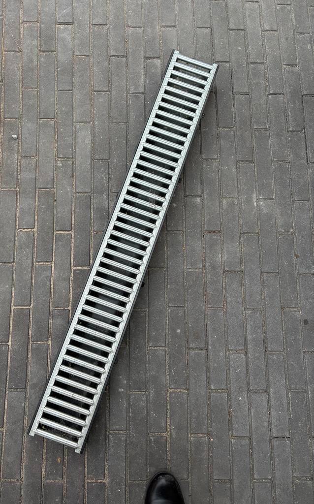 Afwateringsgoot met rooster, Tuin en Terras, Druppelsystemen, Nieuw, Ophalen