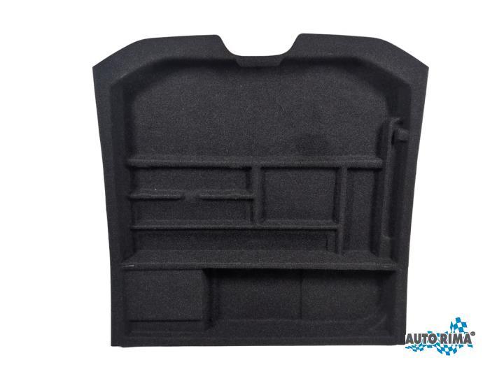 Vloerplaat bagageruimte van een Volvo V70, Gebruikt, -, -, Ophalen of Verzenden