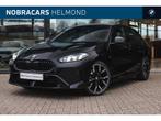 BMW 1 Serie 120 M Sport Automaat / Sportstoelen / Achteruitr, Gebruikt, 156 pk, Met garantie (alle), Zwart