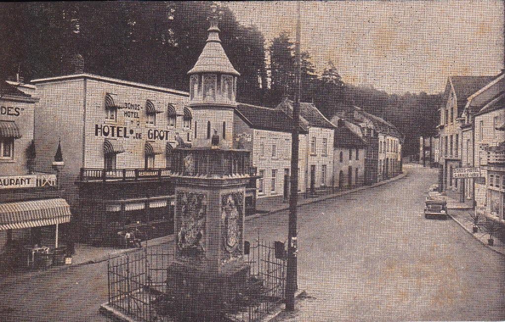 07911 Valkenburg - Monumentplein, Verzenden, 1920 tot 1940, Ongelopen, Limburg