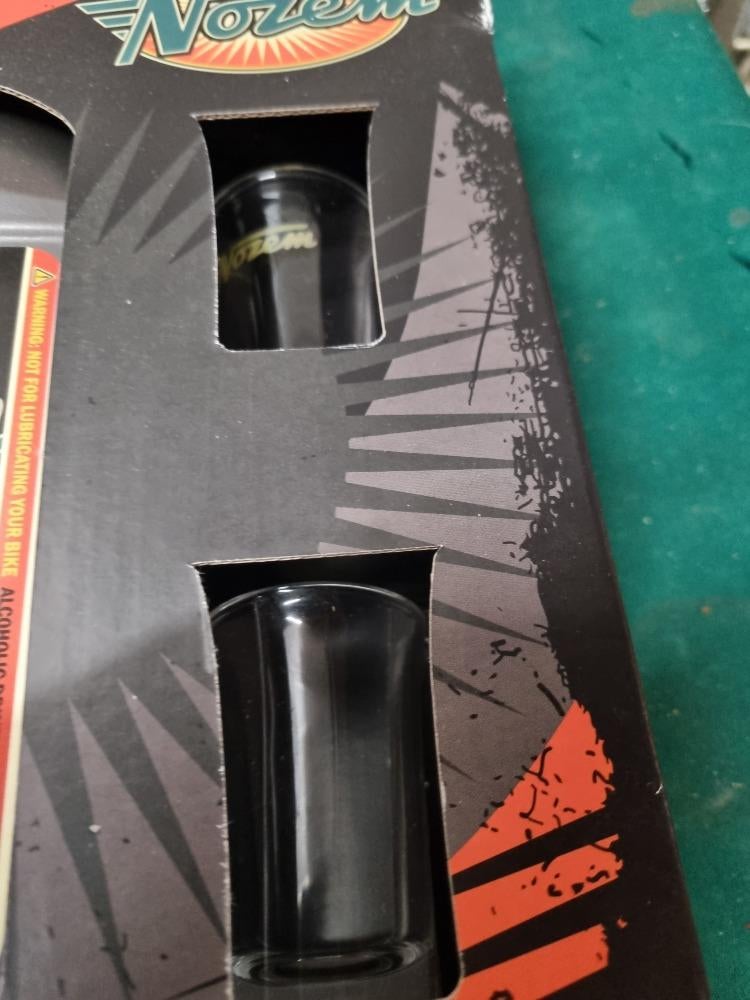nozem drank oil 1 liter met glaasjes nieuw, Ophalen of Verzenden, 'T Olde Gre-j, Info@toldegrej.nl, Endepoelstraat 20f Didam
