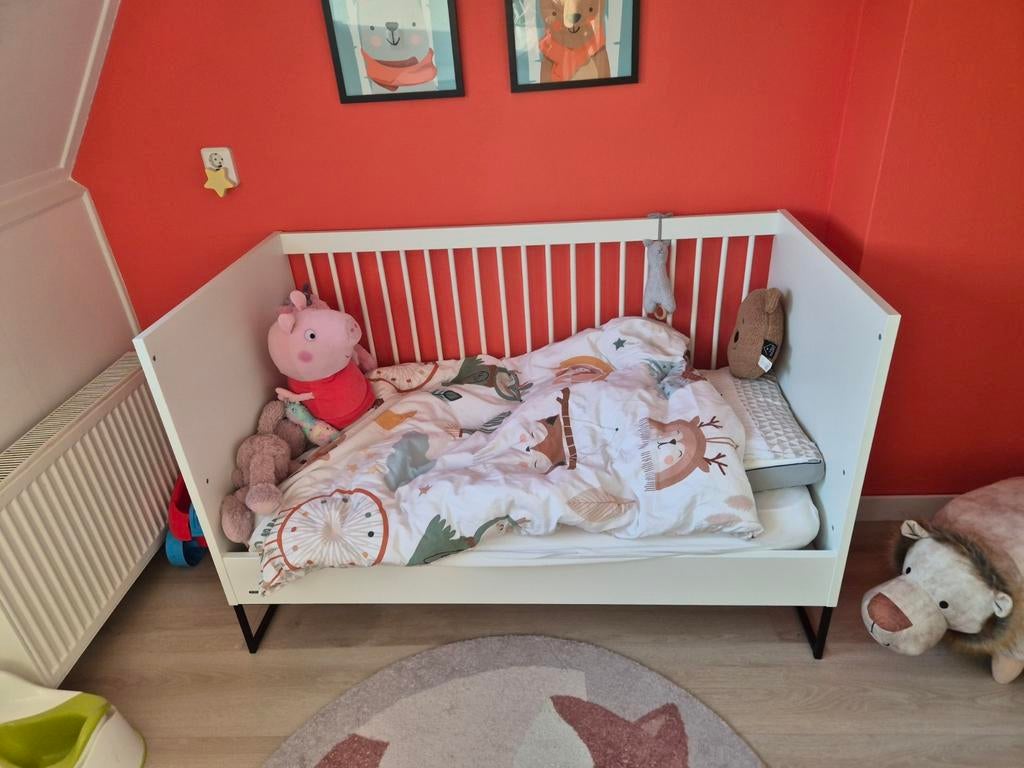 Baby/peuterbed 70x140 met matras en commode Kidsmill, Ophalen of Verzenden