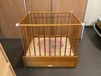 Baby box ( beukenhout), Ophalen, Gebruikt, Overige vormen, In hoogte verstelbaar