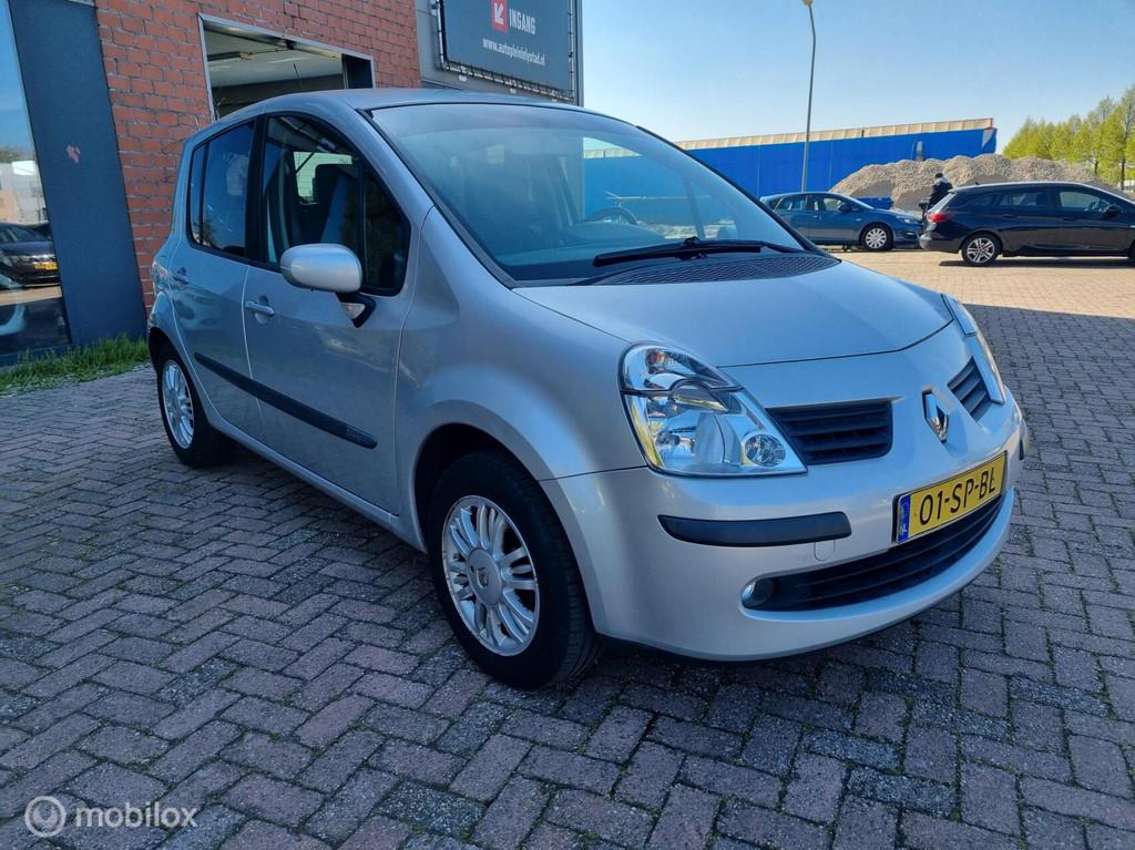 Renault Modus 1.4-16V Dynamique Luxe, Voorwielaandrijving, 15 km/l, Gebruikt, 4 cilinders