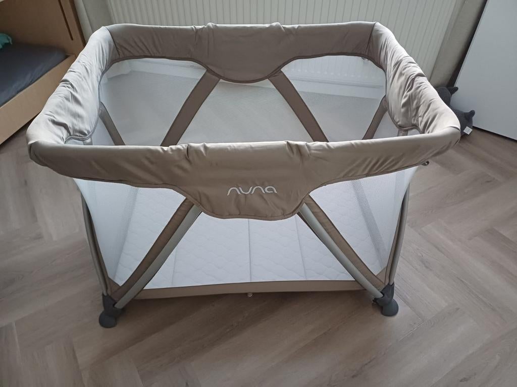 Nuna campingbedje, Kinderen en Baby's, Babywiegjes en Ledikanten, Ophalen, Gebruikt, Reisbedje