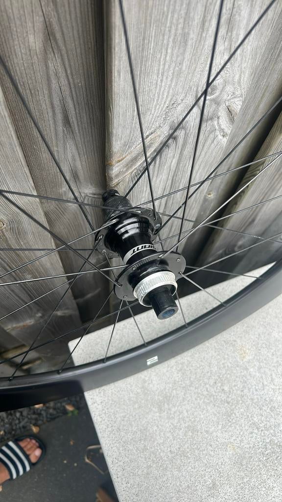 Giant SLR 2 Carbon Achterwiel - 65 mm, Ophalen of Verzenden, Zo goed als nieuw, Overige typen