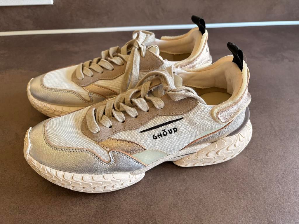 Ghoud Venice sneakers maat 40, Kleding | Dames, Schoenen, Ophalen of Verzenden, Zo goed als nieuw, Beige, Sneakers of Gympen