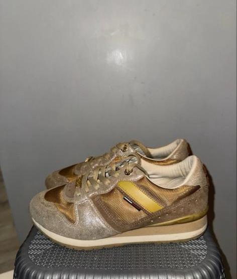 Mooie schoenen, Kleding | Dames, Overige kleuren, Ophalen of Verzenden, Sneakers of Gympen, Gedragen