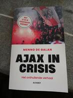 Ajax in Crisis - Het onthullende verhaal, Nieuw, Ophalen of Verzenden, Balsport, Menno de Galan